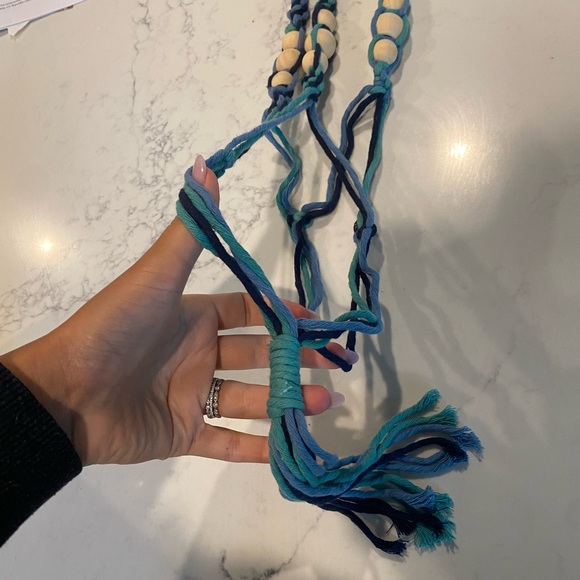 Blue hanging pot holder - Picture 2 of 3